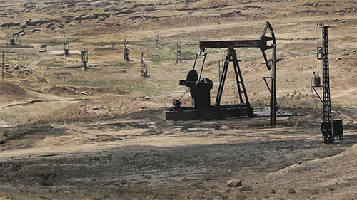 Un pozo petrolífero en las zonas orientales de Siria